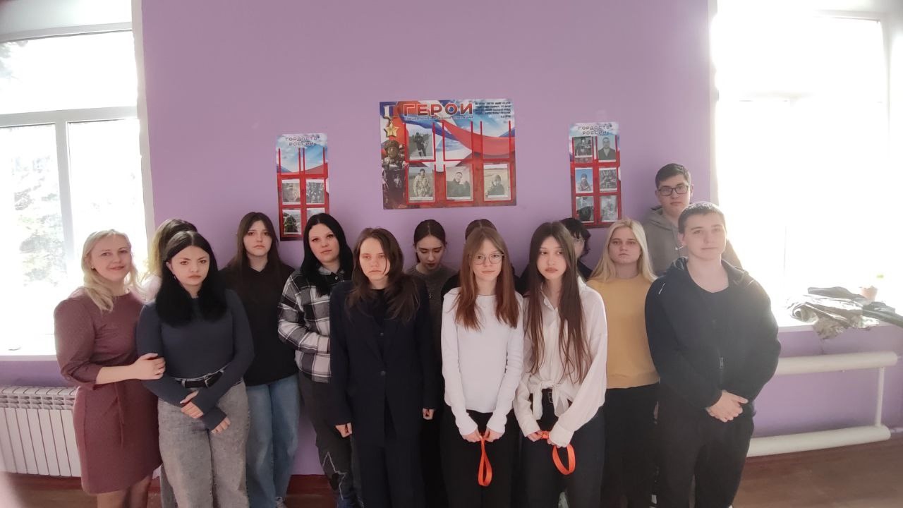 Торжественное открытие выставочного стенда «Герои России».